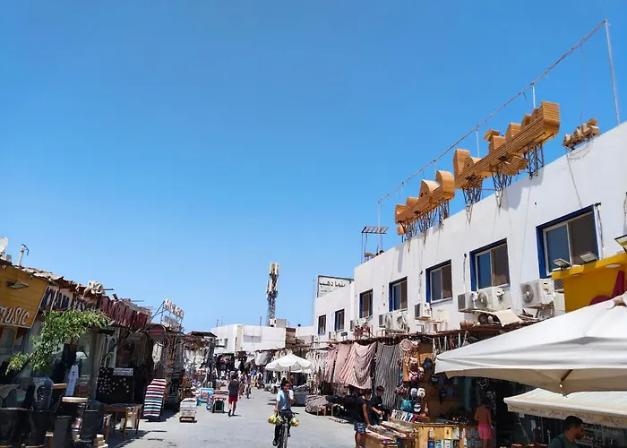 فندق Cinema دهب